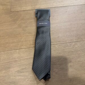 Michael Kors Elegant Black and Gray Tie